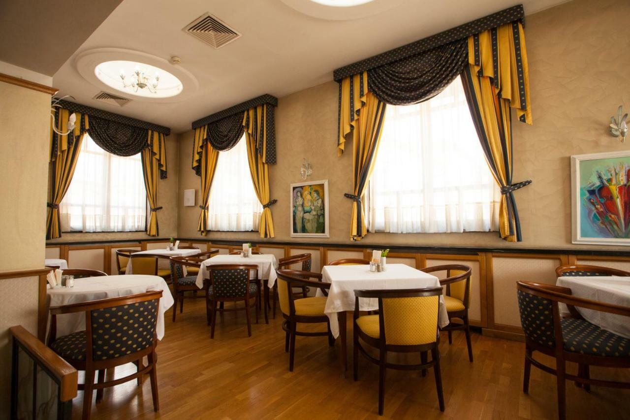 Hotel Tanne Bansko Luaran gambar
